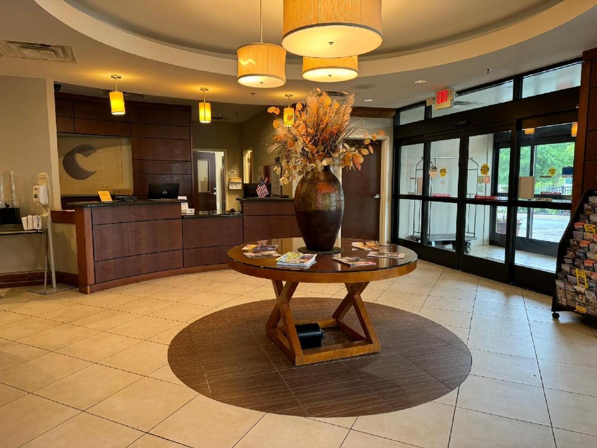 Comfort Inn & Suites Lexington Park Eksteriør bilde